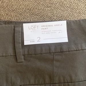Ann Taylor Loft original ankle pant straight through size 2 green NWT